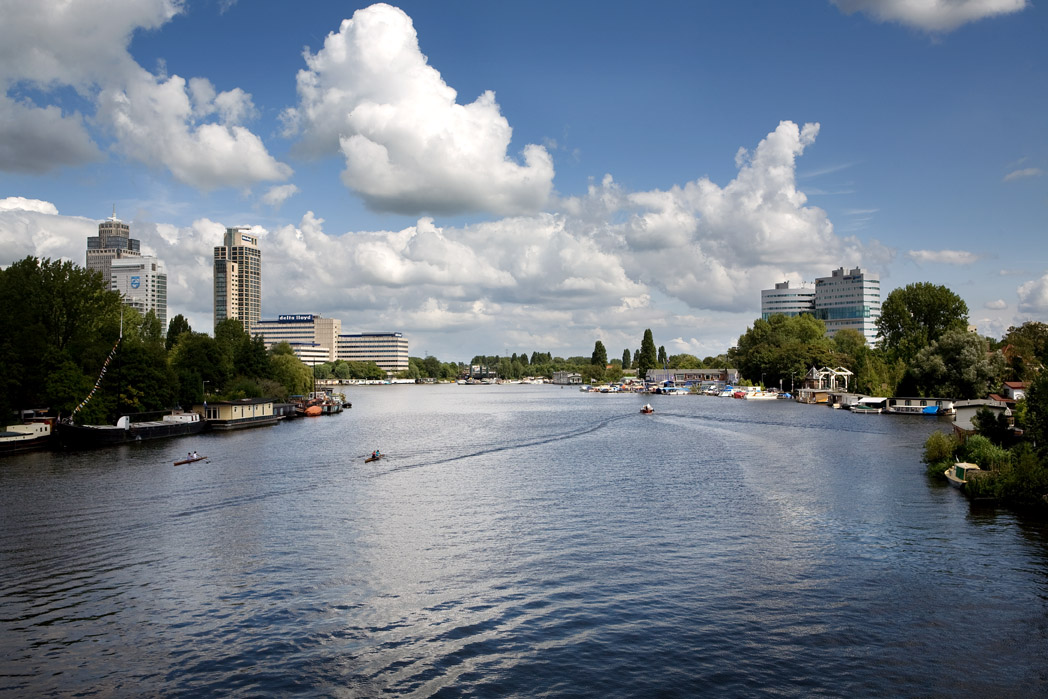 amstel-vanaf-het-water.jpg