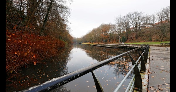 Hifot Set van 2 zonnebrillen om op te steken, gepolariseerde glazen, geschikt voor brillen op voorschrift, frameloze zonnebril voor bijziendheid, inklapbaar, veelkleurig, één maat Hifot Set van 2 zonnebrillen om op te steken, gepolariseerde glazen, geschikt voor brillen op voorschrift, frameloze zonnebril voor bijziendheid, inklapbaar, veelkleurig, één maat