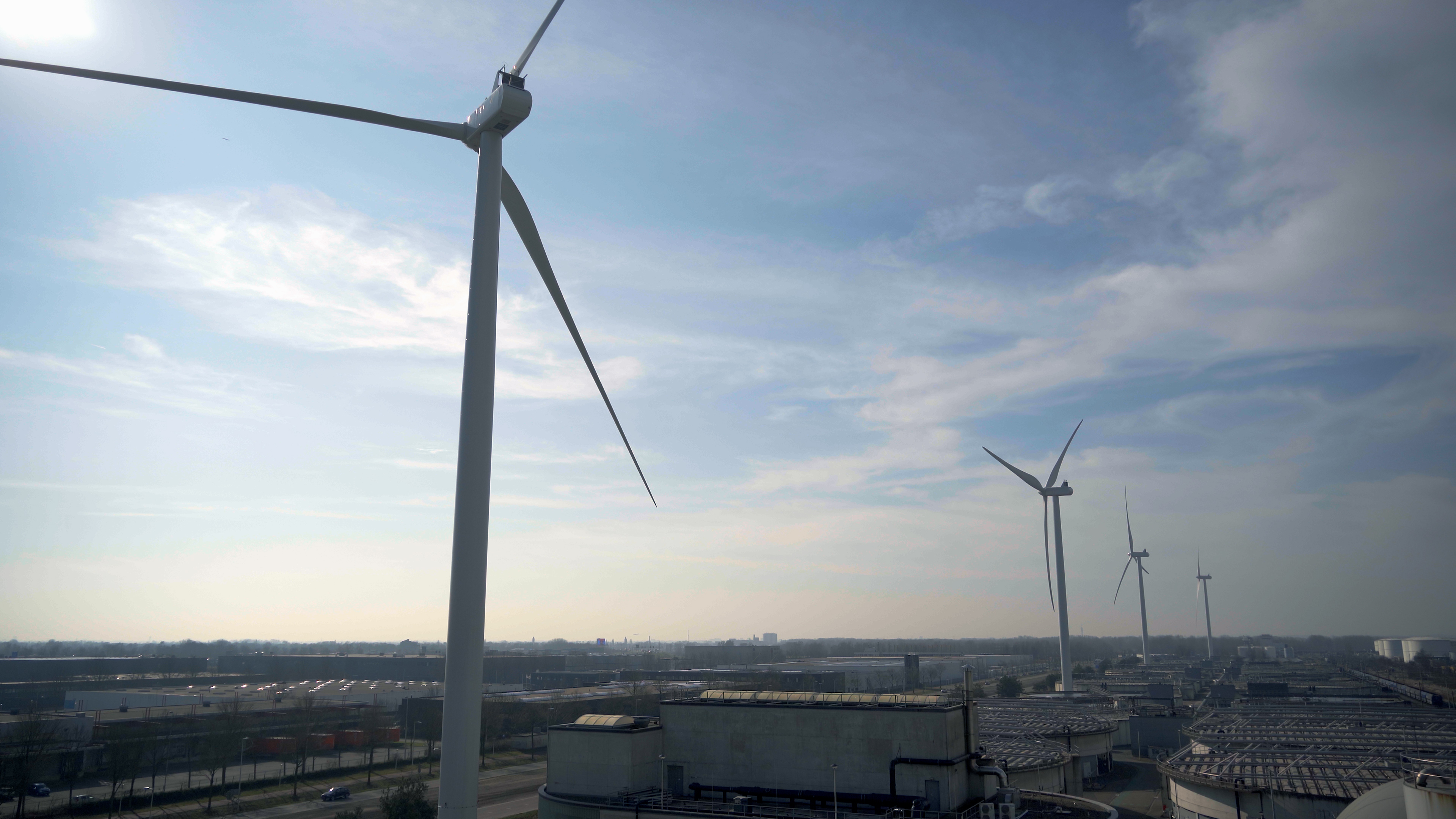 Los Windmolens RWZI West BG 2.00_00_27_11.Still002.jpg