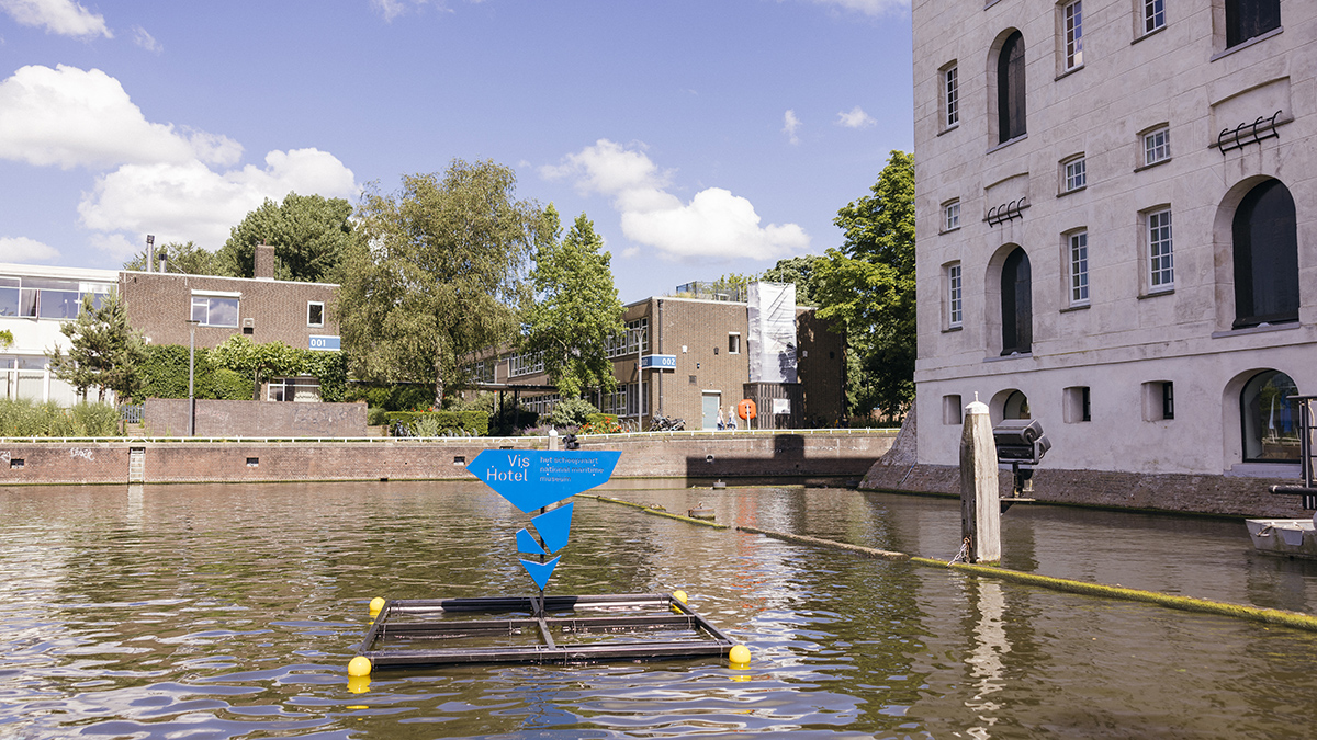 Vishotel bij Het Scheepvaartmuseum (2).jpg