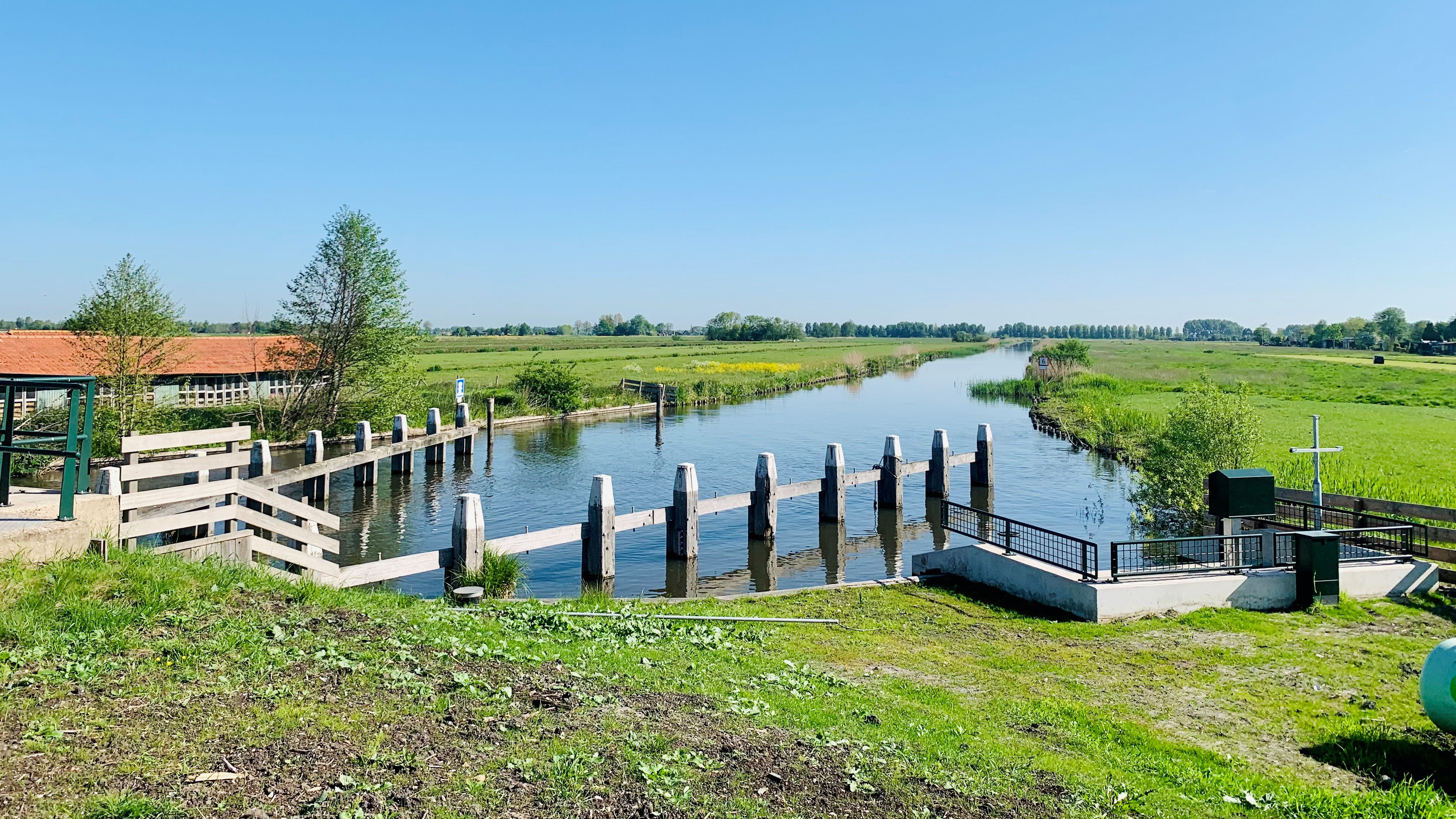 waterkwaliteitsscherm vinkeveense plassen.jpg