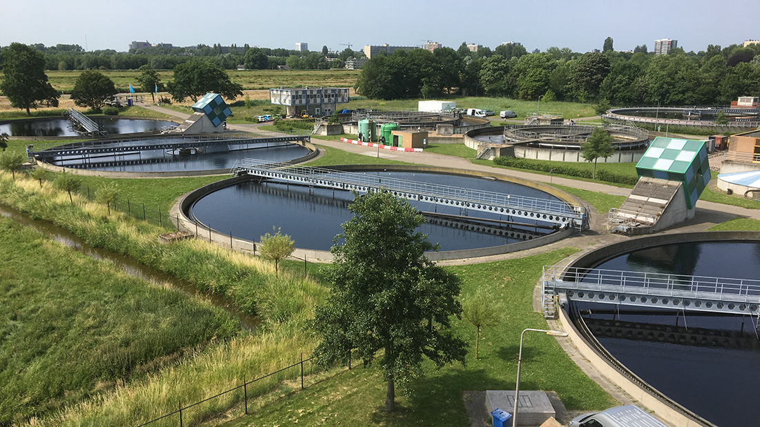 Rioolwaterzuivering Amstelveen van bovenaf.jpg